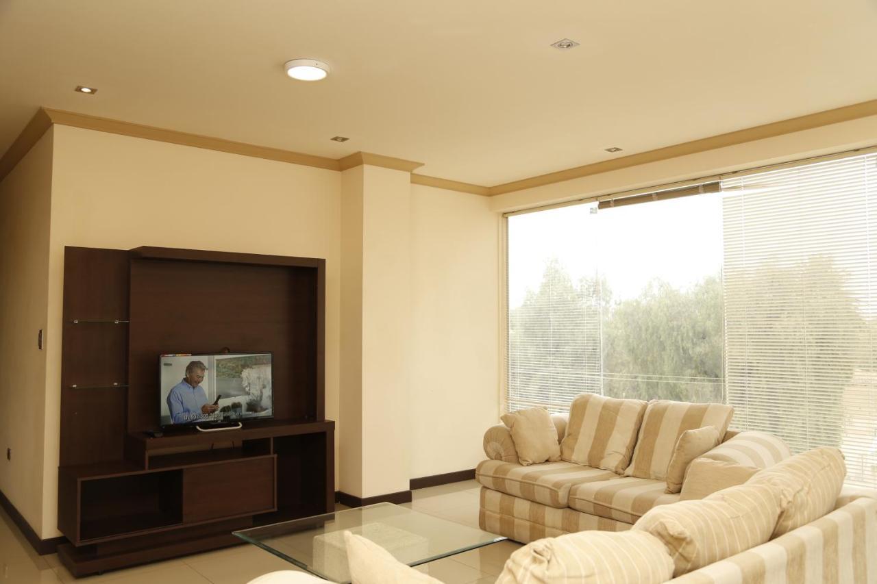 San Martin Apartment โกชาบัมบา ภายนอก รูปภาพ